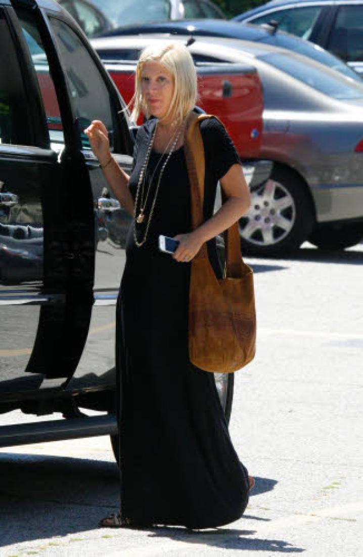 tori spelling sac