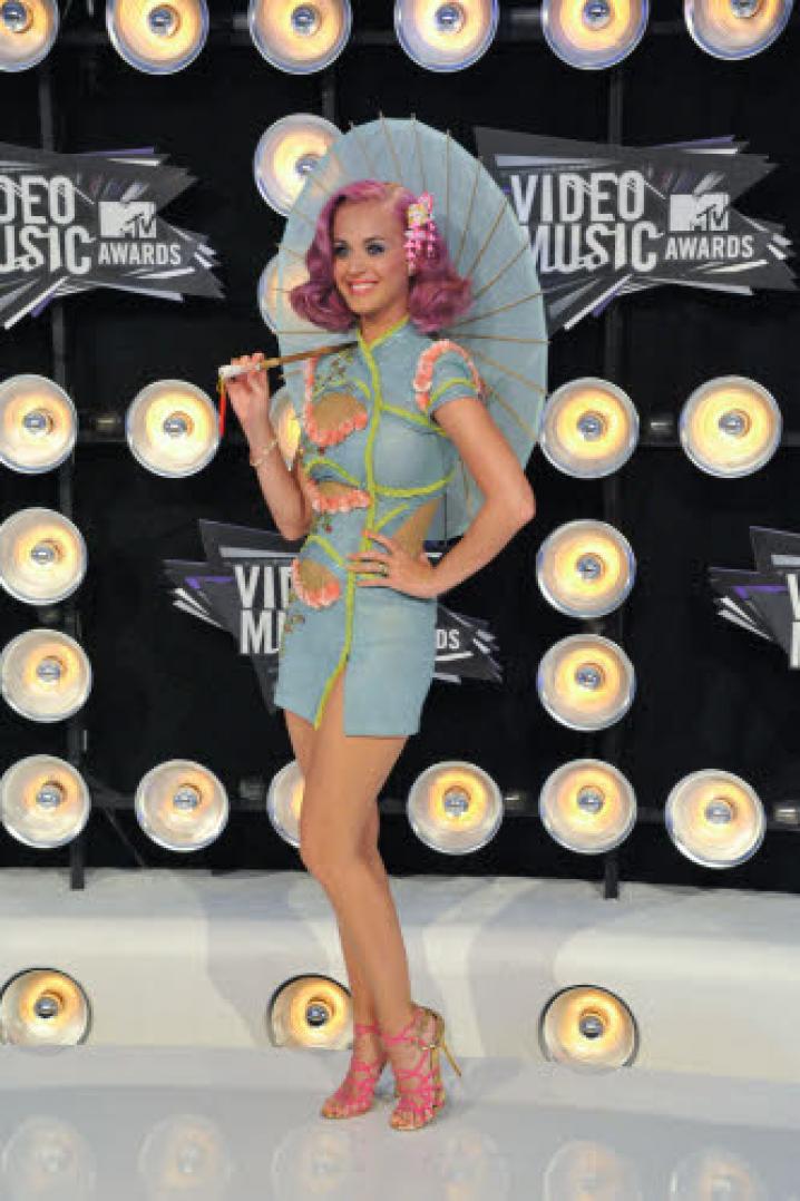 Reporters 2011 mtv video m 5