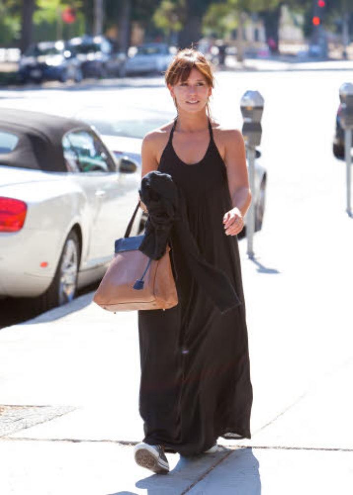 Jennifer Love Hewitt robe longue