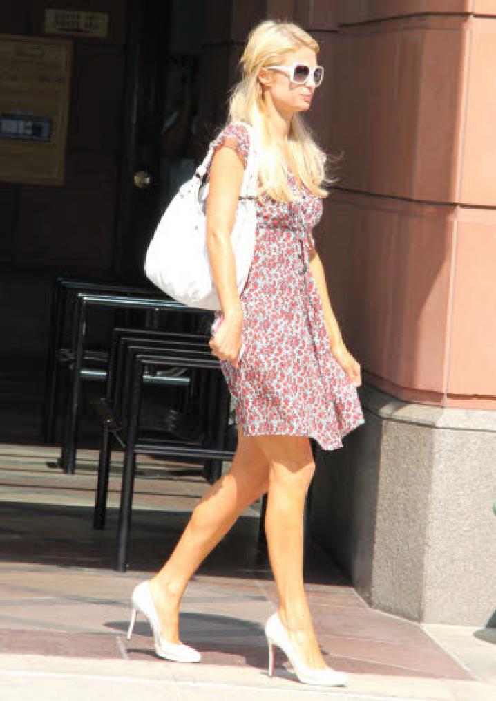 paris hilton robe (3)