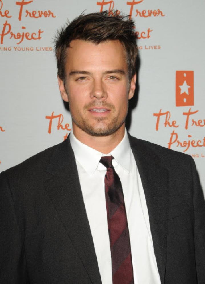 38 Josh Duhamel