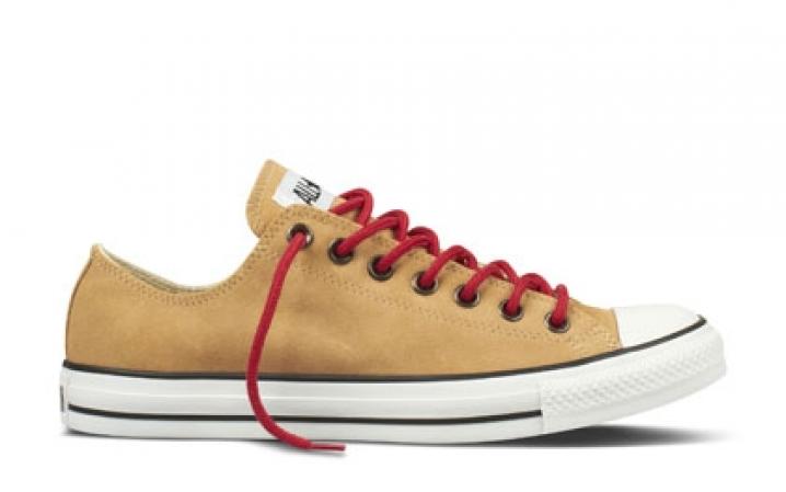 132121C Chuck Taylor All Star Suede Ox Tan