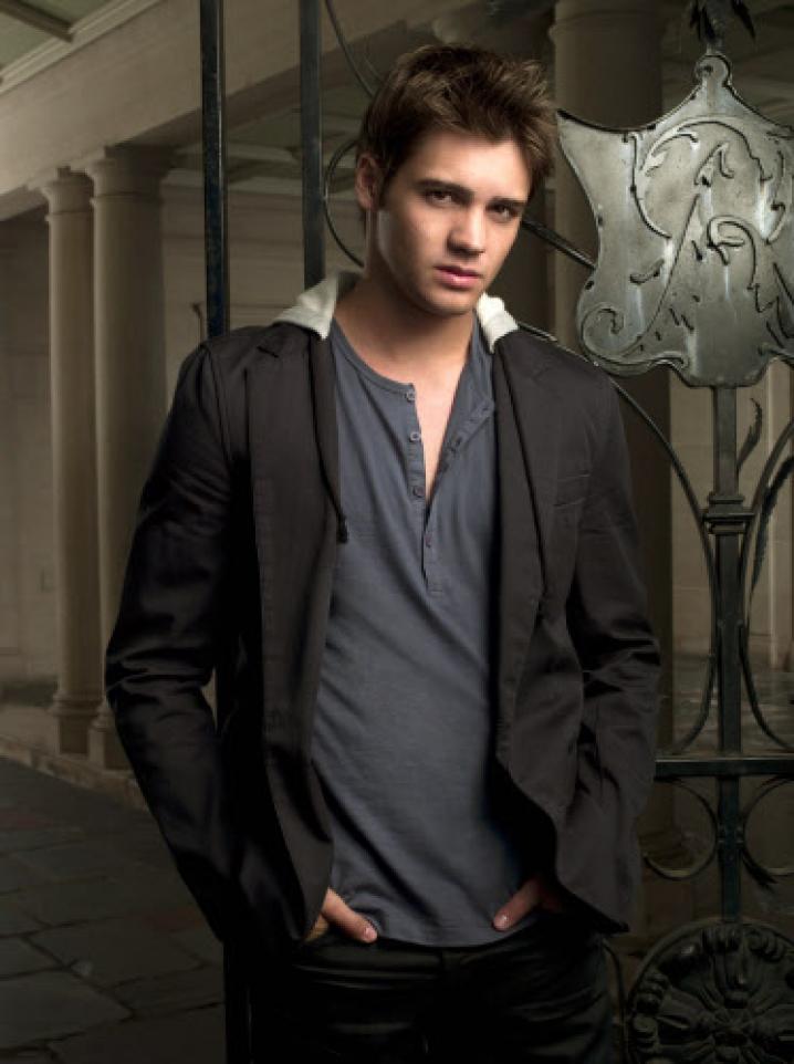 Steven R McQueen