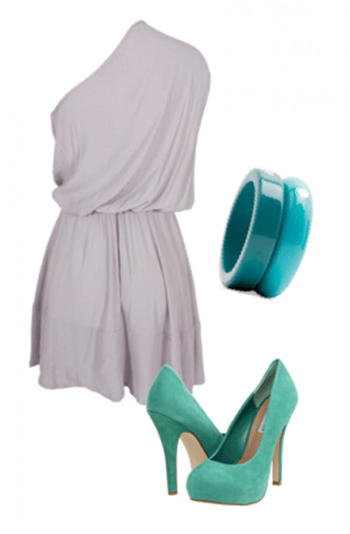 Robe: $196 - frockaholics.com - Chaussures: $80 - zappos.com- Barcelets: Â£8.99 - mango.com