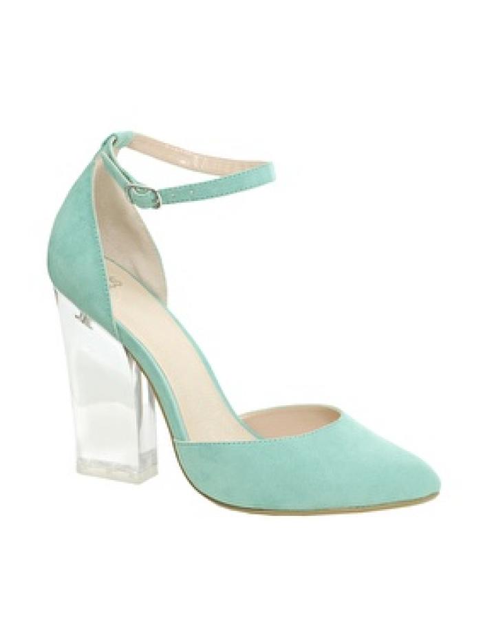Asos - 53,94 euro