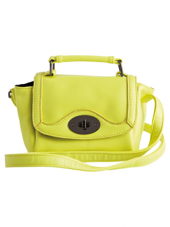 PIECES - € 29,95