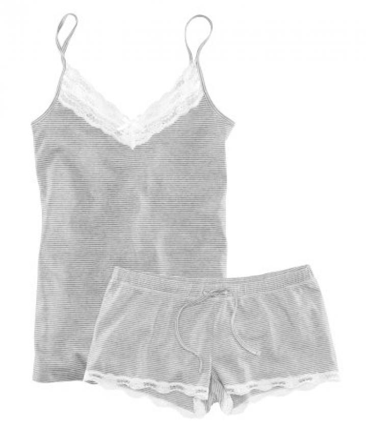 Petits shorts + top H&M - 14,95 eur