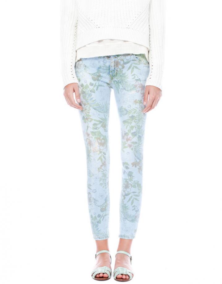 Pull and Bear 25,99 € imprimé fleurs