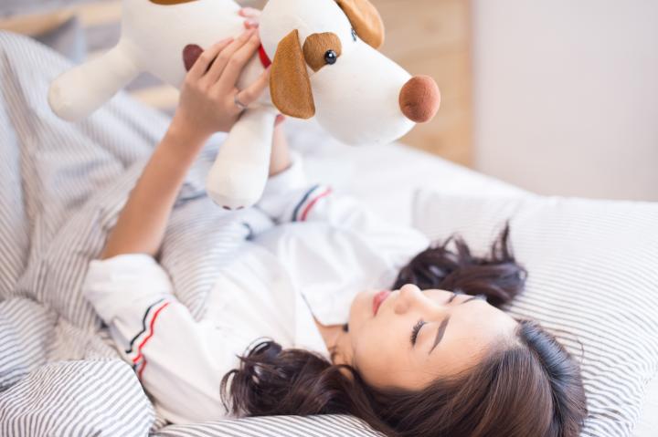 Un tiers des adultes s'endorment avec un ours en peluche - La DH