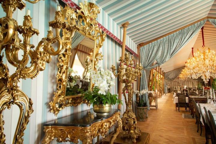 Salle A Manger Ann Carrington Les Grands Buffets