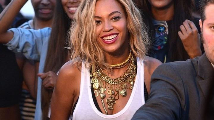 Beyoncé explose les records! Beyoncé explose les records!