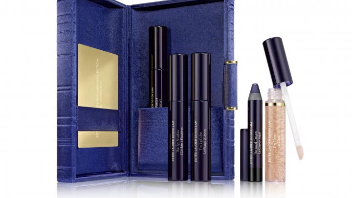 Doe de Derek Lam-look met Estée Lauder Doe de Derek Lam-look met Estée Lauder