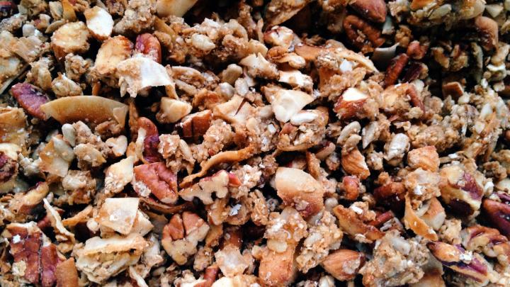 Maak zelf granola: snel en lekker! Maak zelf granola: snel en lekker!