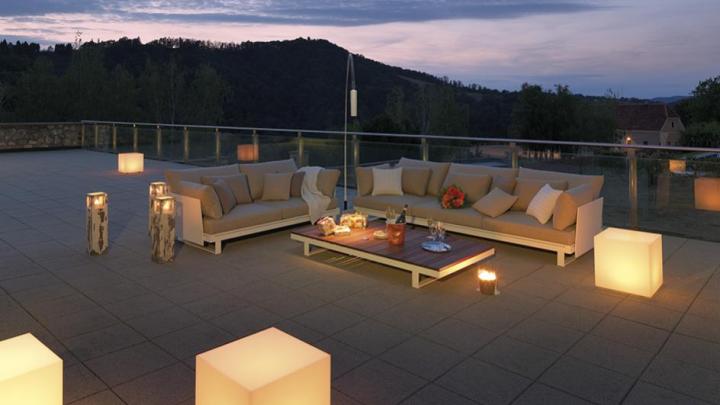 Nieuwe pop-upbar: The Glorious Lounge Bar by Divani Nieuwe pop-upbar: The Glorious Lounge Bar by Divani