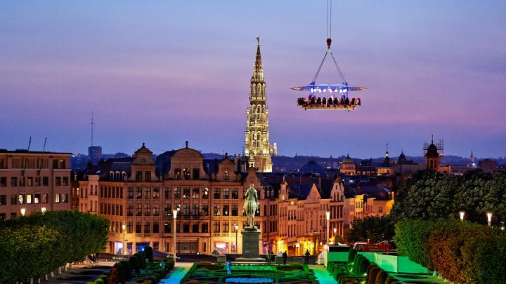 Win een exclusieve ‘Dinner in the sky’ met Limoncello Villa Massa Win een exclusieve ‘Dinner in the sky’ met Limoncello Villa Massa