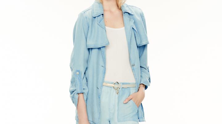 De trenchcoat 3 x anders De trenchcoat 3 x anders