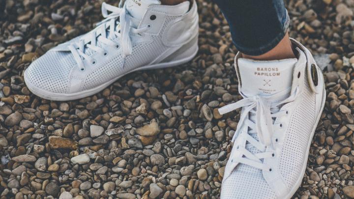 5 paar witte sneakers 5 paar witte sneakers