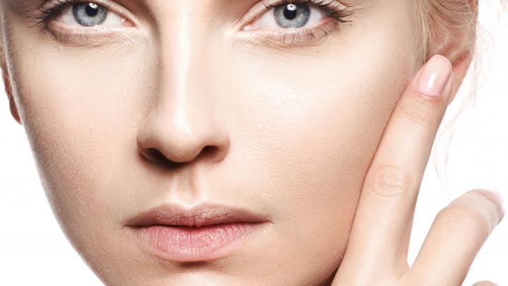 Een mooie nude make-up in 3 stappen Een mooie nude make-up in 3 stappen
