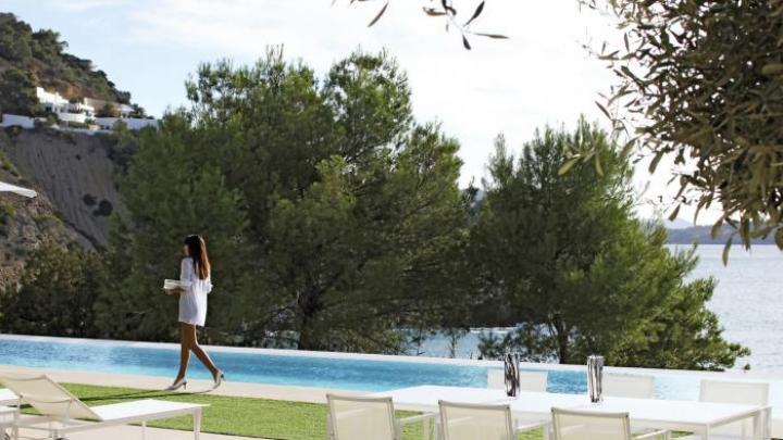 Gagnez un set bistro Royal Botania pour 4 personnes d'une valeur de 2.115 €! Gagnez un set bistro Royal Botania pour 4 personnes d'une valeur de 2.115 €!