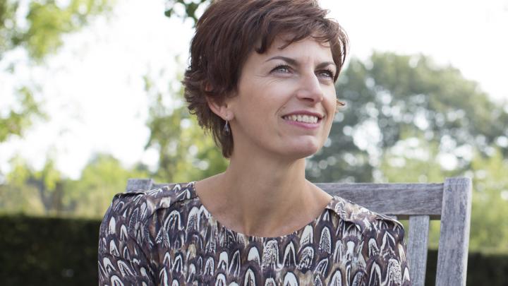 Tip van Elke Jeurissen: zo ontwerp je eenvoudig een eigen huisstijl Tip van Elke Jeurissen: zo ontwerp je eenvoudig een eigen huisstijl