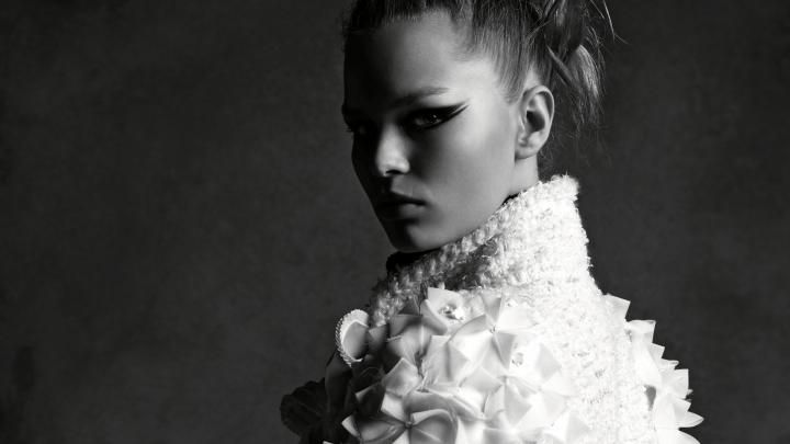 How-to: de Chanelhanenkam in vijf stappen How-to: de Chanelhanenkam in vijf stappen