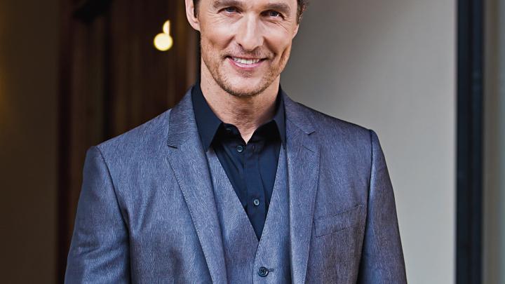 Mini-McConaughey’s met papa in D&G campagne Mini-McConaughey’s met papa in D&G campagne