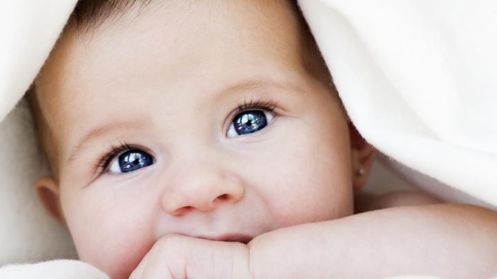 Dit zijn de populairste babynamen van 2015 Dit zijn de populairste babynamen van 2015