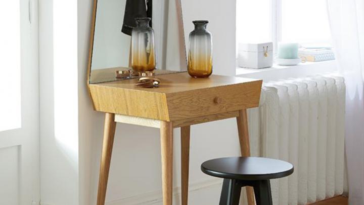 Quelle table de maquillage? Quelle table de maquillage?