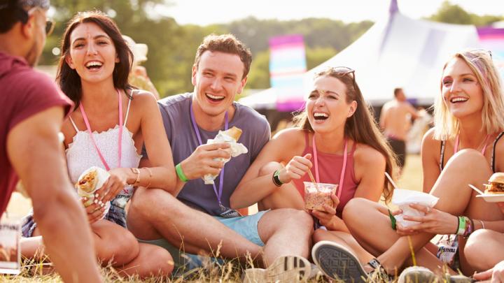 5 tips om niet bij te komen tijdens de festivalzomer 5 tips om niet bij te komen tijdens de festivalzomer