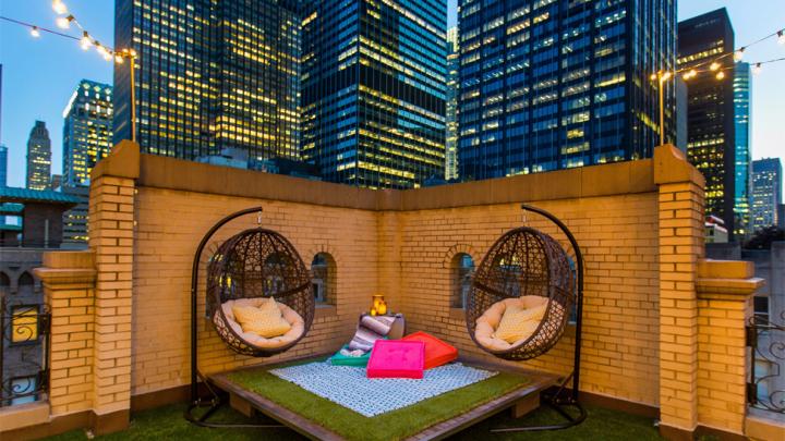 Glamping 2.0: slapen in een yurt op een rooftop in New York Glamping 2.0: slapen in een yurt op een rooftop in New York