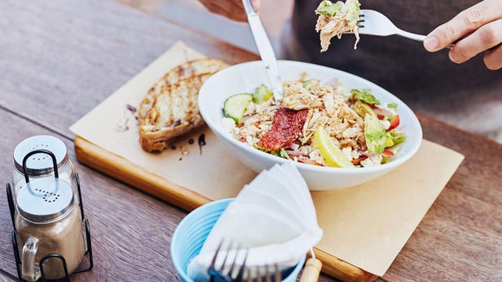 7 tips voor een gezonde lunchpauze 7 tips voor een gezonde lunchpauze
