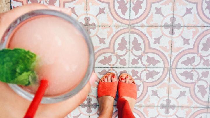 Hét drankje voor een warme zomeravond: frosé Hét drankje voor een warme zomeravond: frosé