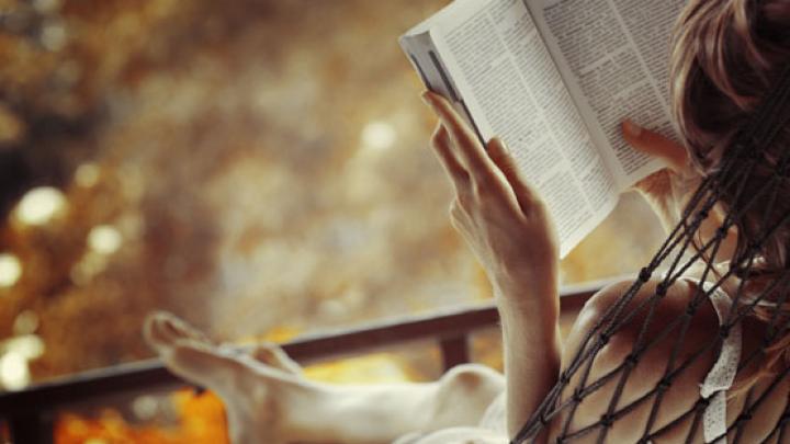 Onderzoek bewijst: boekenwurmen leven langer Onderzoek bewijst: boekenwurmen leven langer