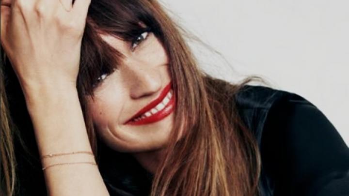 De beautygeheimen van Parisienne Caroline de Maigret De beautygeheimen van Parisienne Caroline de Maigret