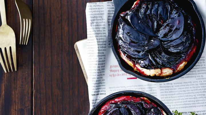 Recept: tarte tatin met balsamico en rode biet Recept: tarte tatin met balsamico en rode biet