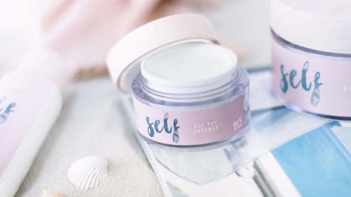 Win 1 van de 7 bodyscrub + bodybutter sets van "Self" t.w.v. €85,30 Win 1 van de 7 bodyscrub + bodybutter sets van "Self" t.w.v. €85,30