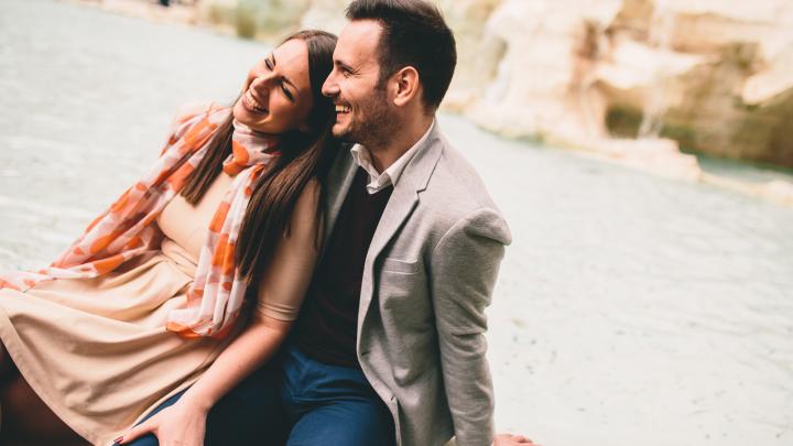 Kriebels in je buik: 5 manieren om nog meer verliefd te worden op je partner Kriebels in je buik: 5 manieren om nog meer verliefd te worden op je partner