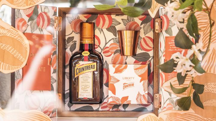 Win een limited edition cocktail koffers van Cointreau t.w.v. € 215 Win een limited edition cocktail koffers van Cointreau t.w.v. € 215