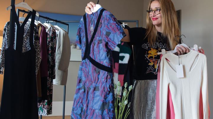 7 tips van Tiany Kiriloff om het meeste uit je garderobe te halen 7 tips van Tiany Kiriloff om het meeste uit je garderobe te halen
