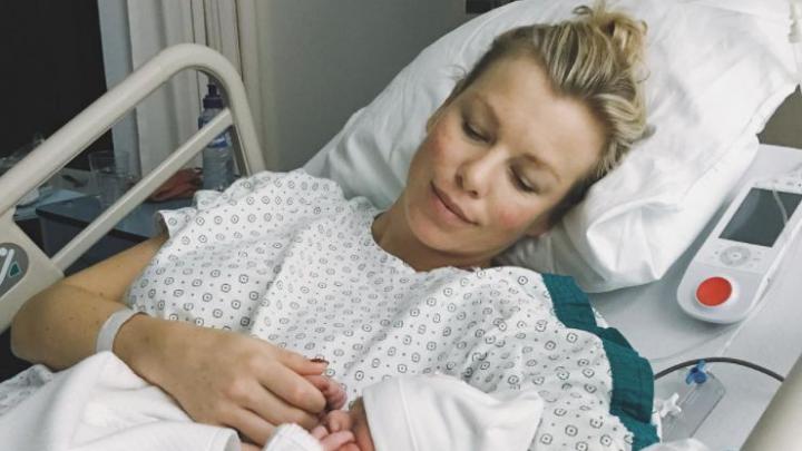 Hoera! Ellen Kegels bevalt van dochtertje Hoera! Ellen Kegels bevalt van dochtertje