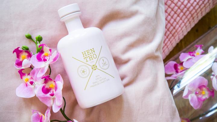 Win een Pink Edition pakket van HenTho t.w.v. € 110 Win een Pink Edition pakket van HenTho t.w.v. € 110