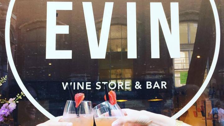 Evín Wine Store & Bar: proef en koop je favoriete wijn Evín Wine Store & Bar: proef en koop je favoriete wijn