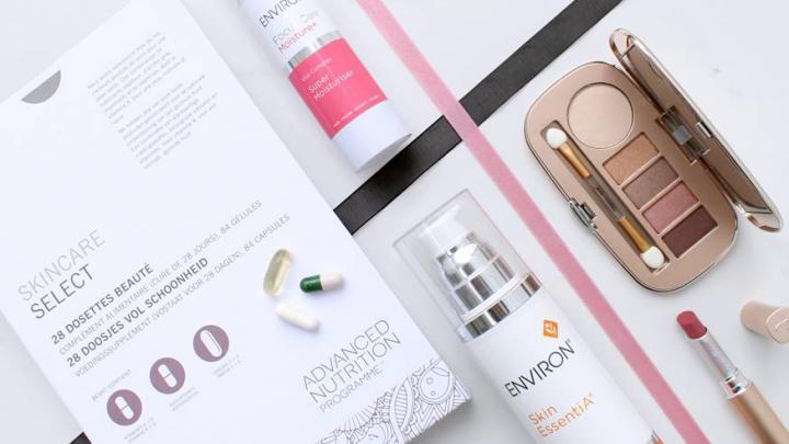 Remportez un coffret beauté Hélène V. d'une valeur de 220€! Remportez un coffret beauté Hélène V. d'une valeur de 220€!