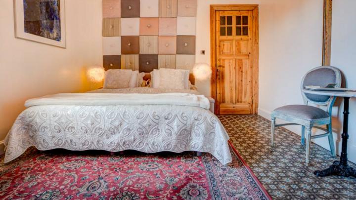 Azee: charmante Bed & Breakfast aan zee Azee: charmante Bed & Breakfast aan zee