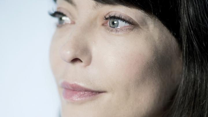 Nathalie is dermatologe en helpt mensen met hun uiterlijk en innerlijk Nathalie is dermatologe en helpt mensen met hun uiterlijk en innerlijk