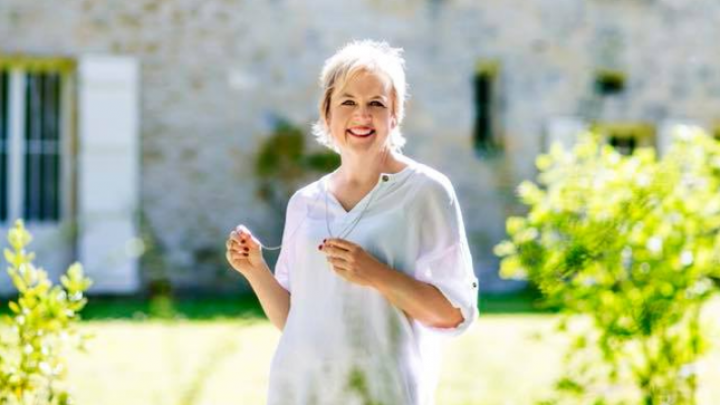 Win een duo-ticket voor onze Feeling forward sessie met Annemie Struyf: ma vie en rose Win een duo-ticket voor onze Feeling forward sessie met Annemie Struyf: ma vie en rose