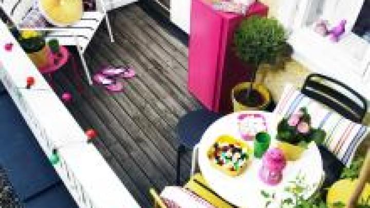 Des accessoires colorés pour la terrasse Des accessoires colorés pour la terrasse