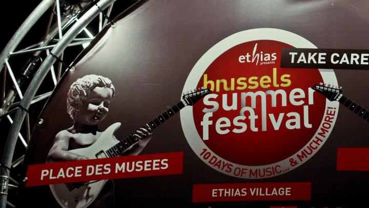 À la recherche de nouveaux artistes À la recherche de nouveaux artistes