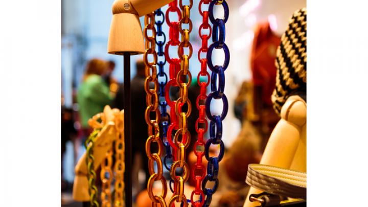 Essentiel Accessory Store: een kijkje achter de schermen Essentiel Accessory Store: een kijkje achter de schermen