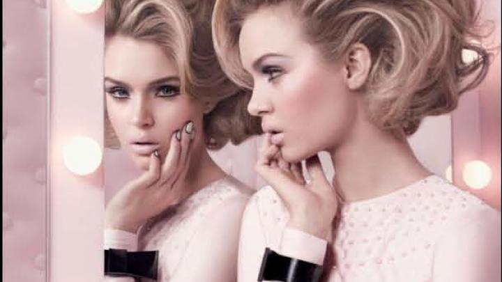Live Chat avec des make-up artists de chez M.A.C Live Chat avec des make-up artists de chez M.A.C
